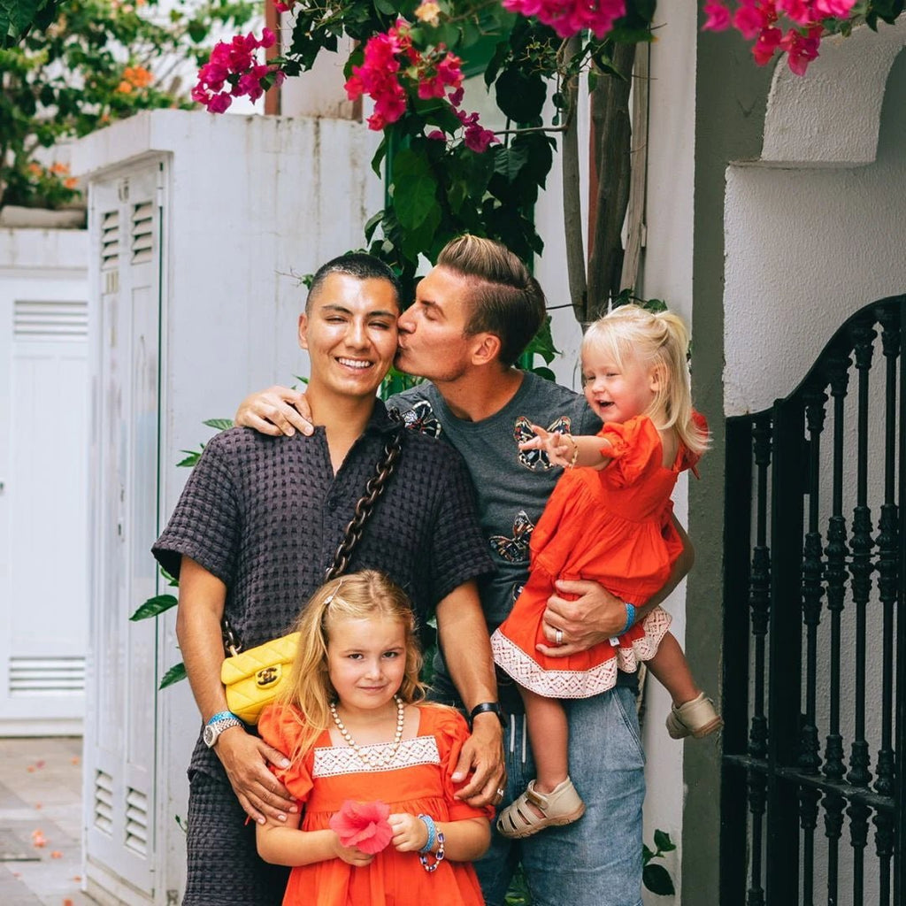 Författare - John & Johan Valencia